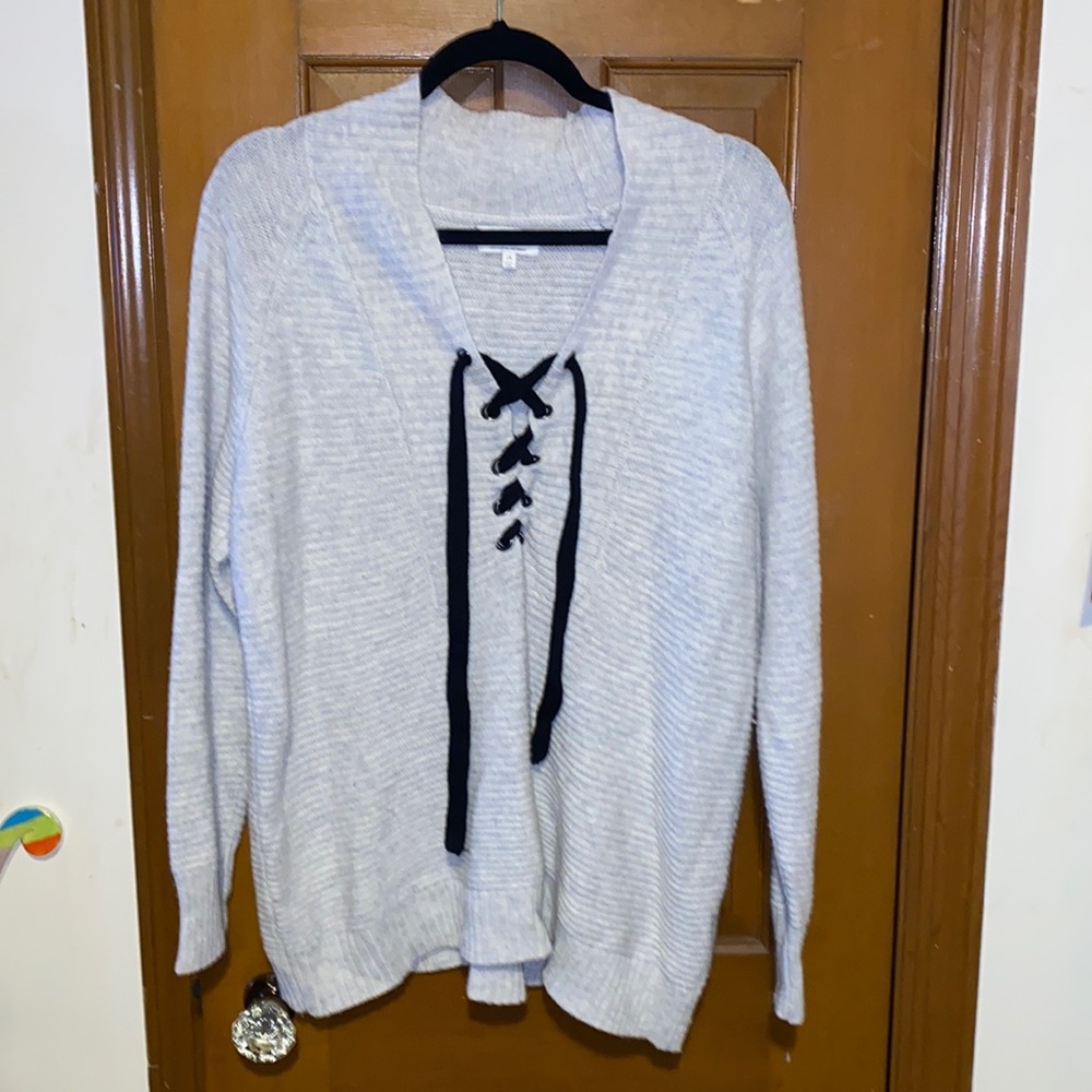 gray Lucky brand sweater